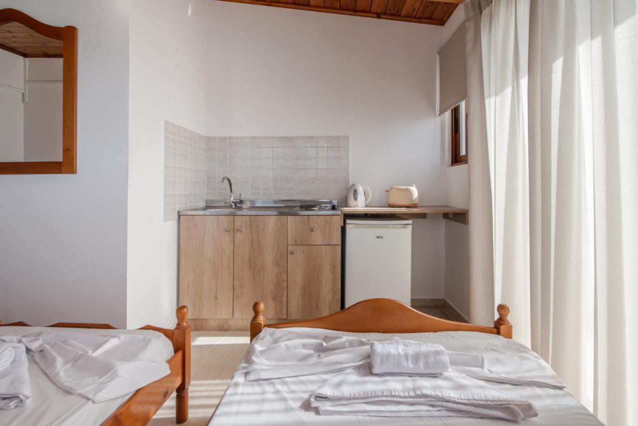 Saint Loukas Studios Zakynthos Town Luaran gambar