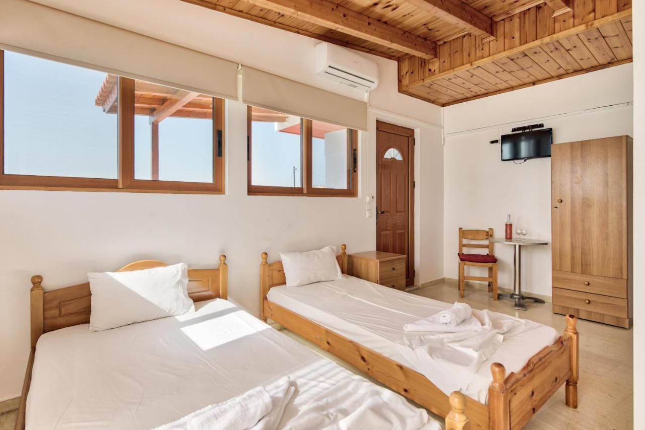 Saint Loukas Studios Zakynthos Town Luaran gambar